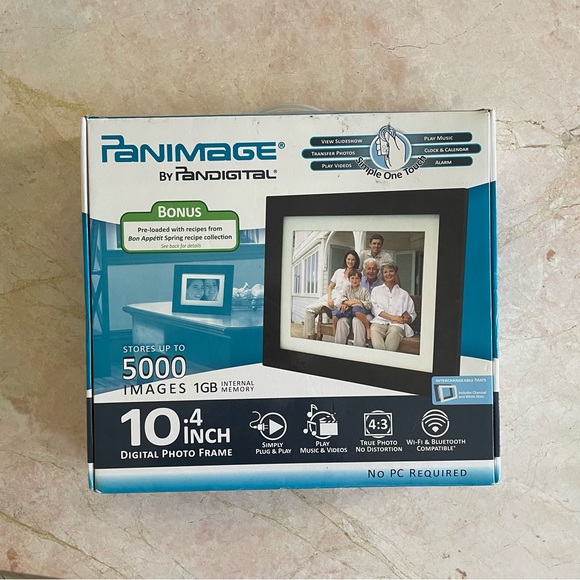 Pandigital 10.4-Inch Digital Photo Frame - Brown